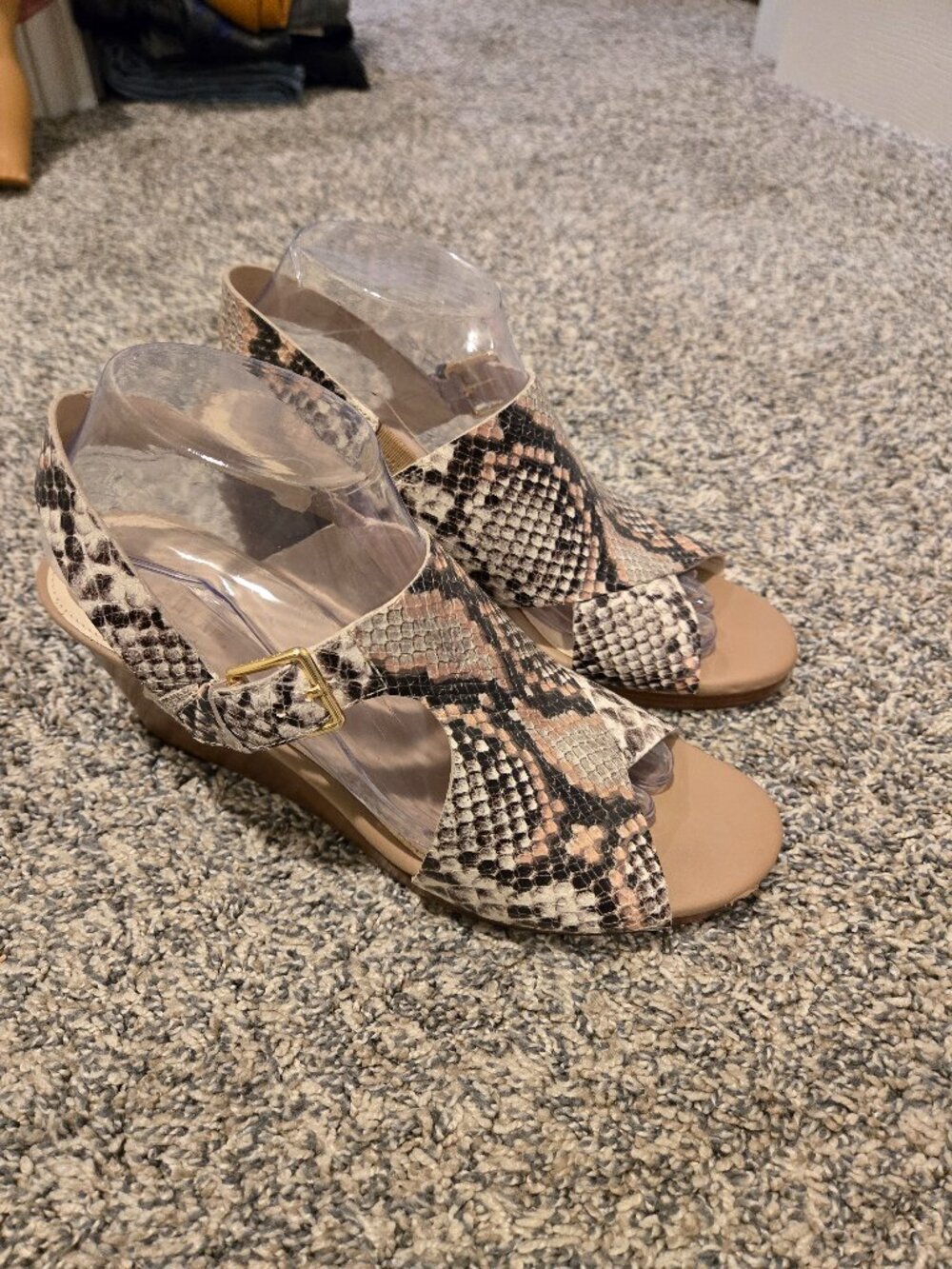 Cole Haan Philomena Snakeskin Wedge Heels Tan 9B